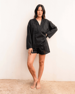model-info::
Model is 5'8