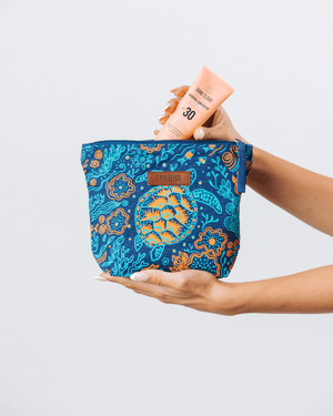 Reef Turtles Zipper Pouch