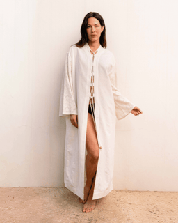 model-info::
Model is 5'8