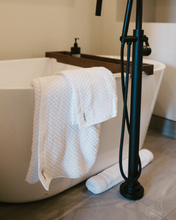 Atom XL Bath Towel - Single - White