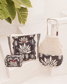 Lotus Beach Tote (With Zipper Closure)