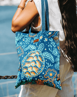 Reef Turtles Everyday Tote