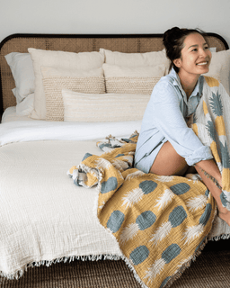 Pineapple - PARTY BLANKET™