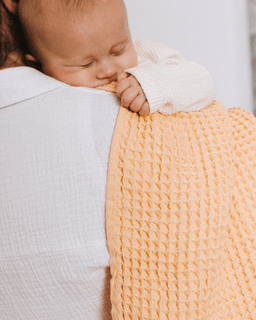 Little Fishies Waffle Blanket - Peach Fuzz