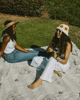 Pug - PARTY BLANKET™