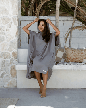 Terra Hooded Poncho Grey