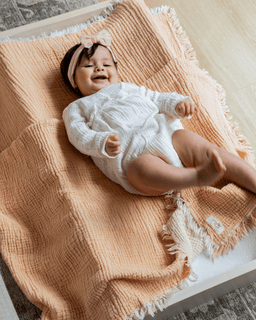 Little Fishies Gauze Receiving Blanket - Peach Fuzz