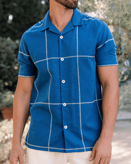 model-info::
Model is 6’1” - Wearing a Size Medium Shirt