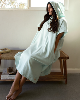 model-info:: Model is 5'7” and wearing a One Size