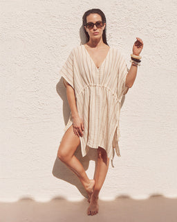 model-info:: Model is 5'8