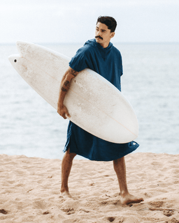 model-info:: Model is 5'11” and wearing a One Size