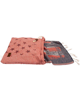Towel bag with red stars with twisted tassels